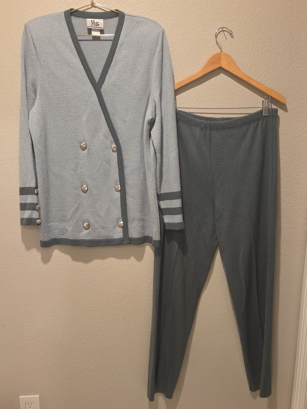 Vintage Knit Pantsuit Set Gray Minimalist Cardigan & Pants Quiet Luxury 2pc